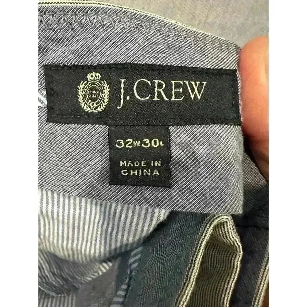 J. Crew Chino Pants 32W 30L - Stylish, Comfortable, and Timeless - Picture 2 of 4